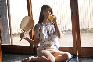 Mùa hè buồn chán ở quê nện vợ hàng xóm thiếu thốn vì lấy ông xã già